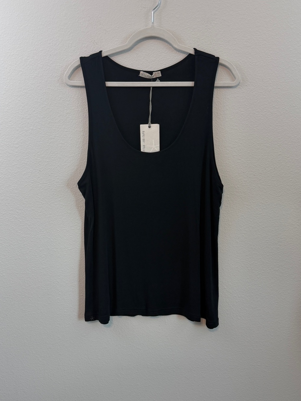 Barefoot Dreams Black Scoop Neck Tank Top